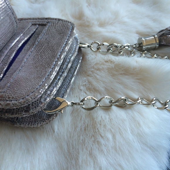 Thale Blanc La Pochette Phone Case - Picture 8 of 8